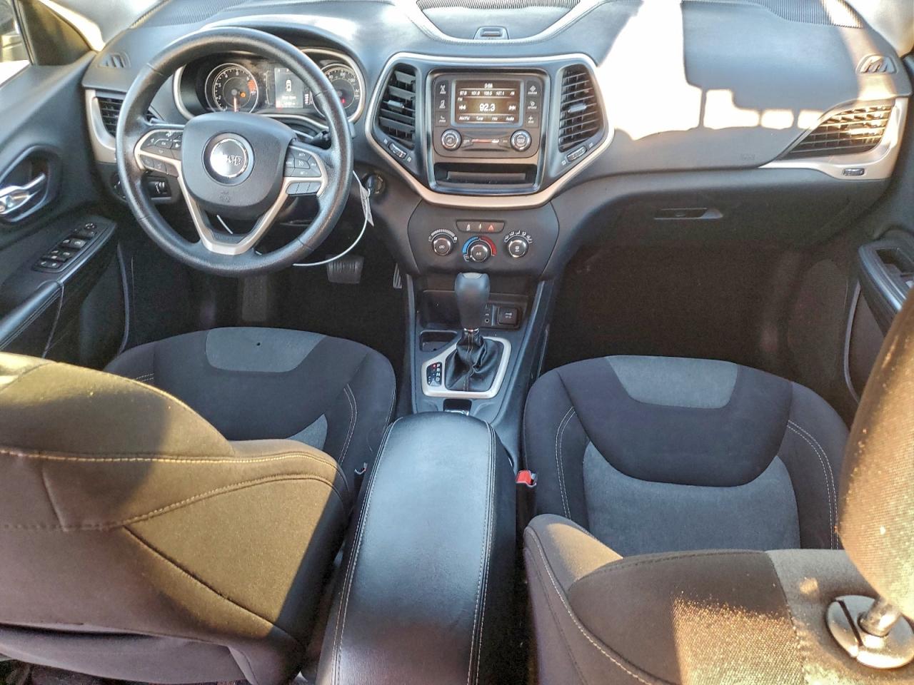 2016 JEEP CHEROKEE SPORT photo 22
