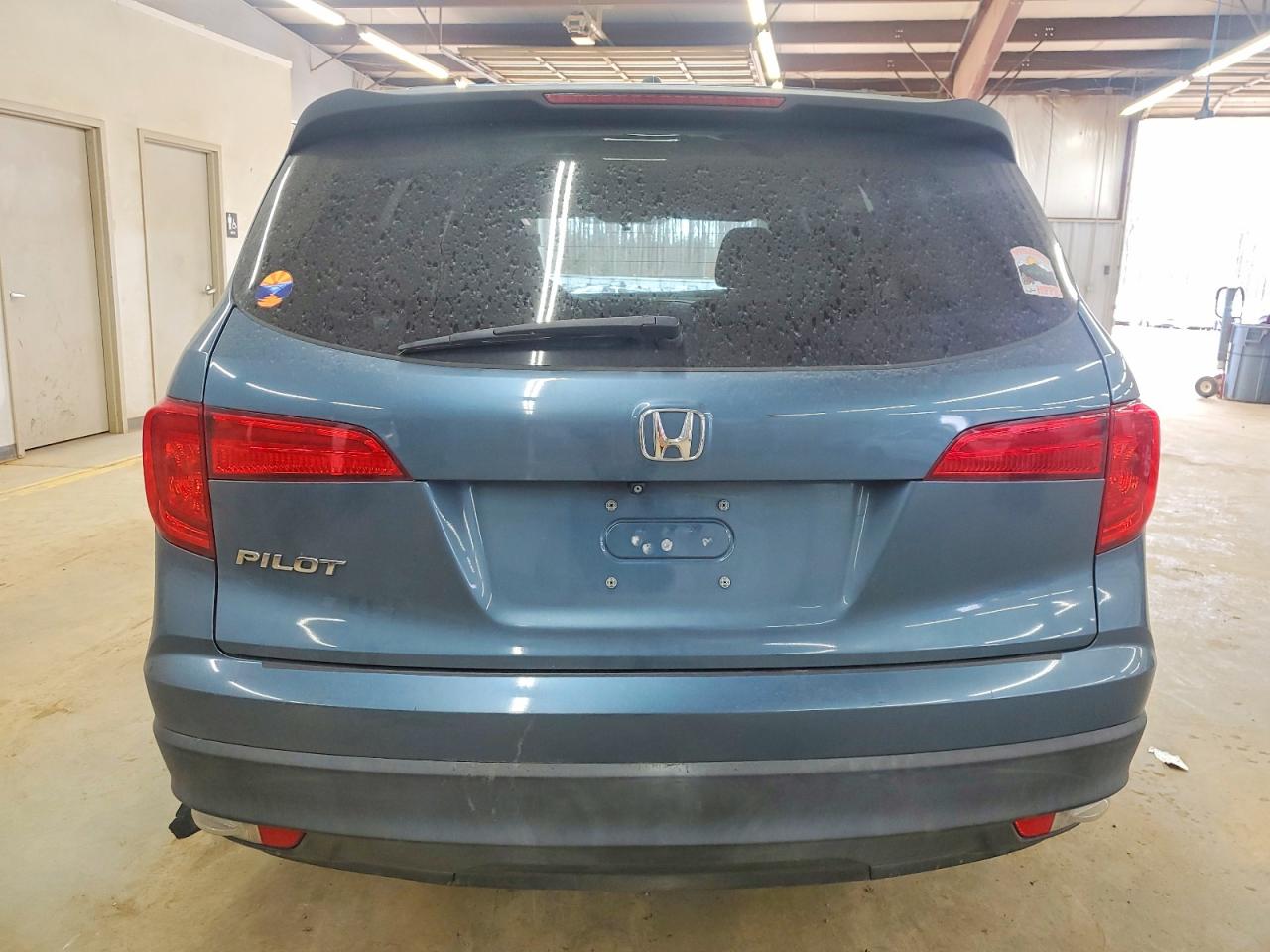 2016 HONDA PILOT EX photo 6