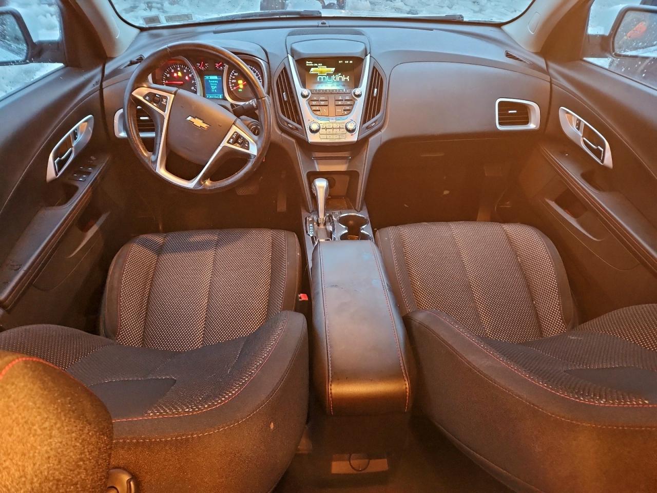 2015 CHEVROLET EQUINOX LT photo 8