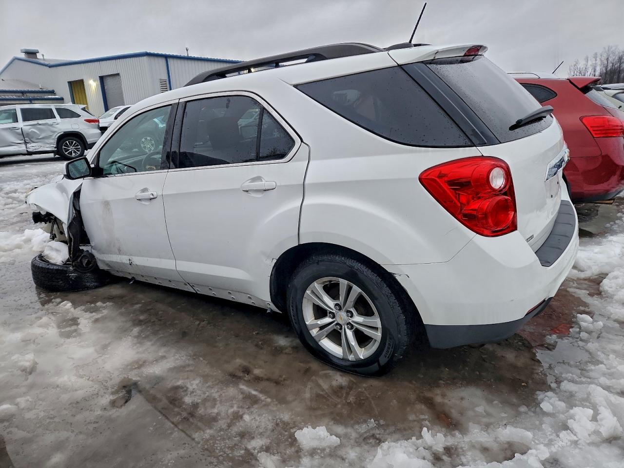 2015 CHEVROLET EQUINOX LT photo 2