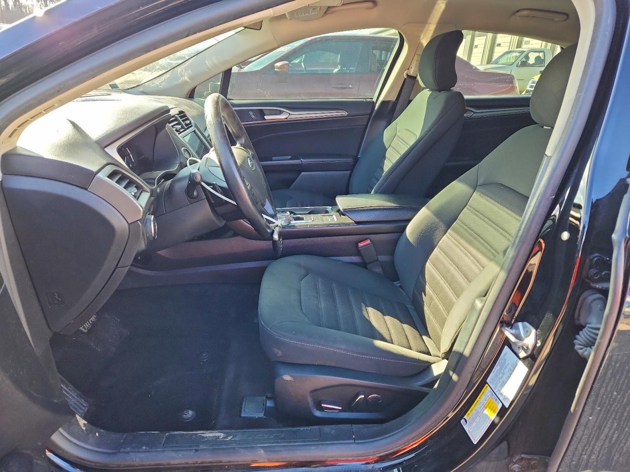 2018 FORD FUSION SE photo 7