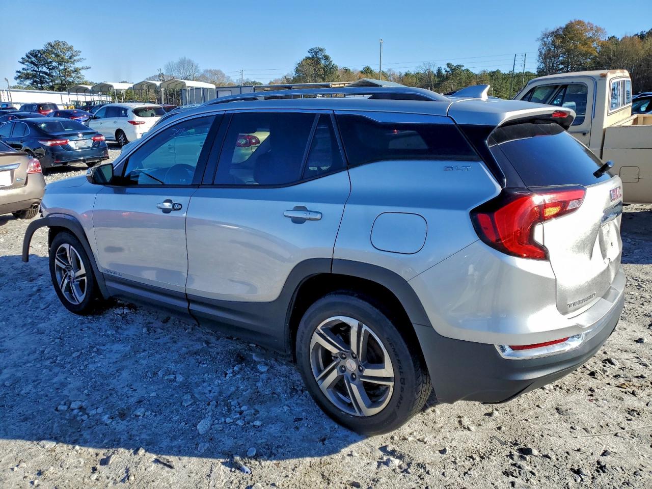 2019 GMC TERRAIN SLT photo 5