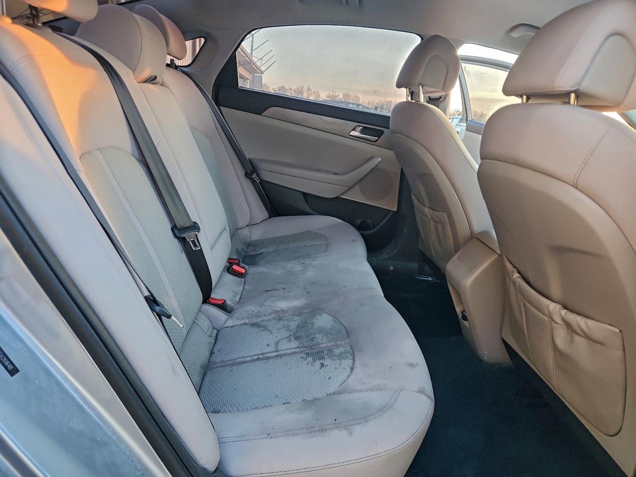 2016 HYUNDAI SONATA SE photo 10