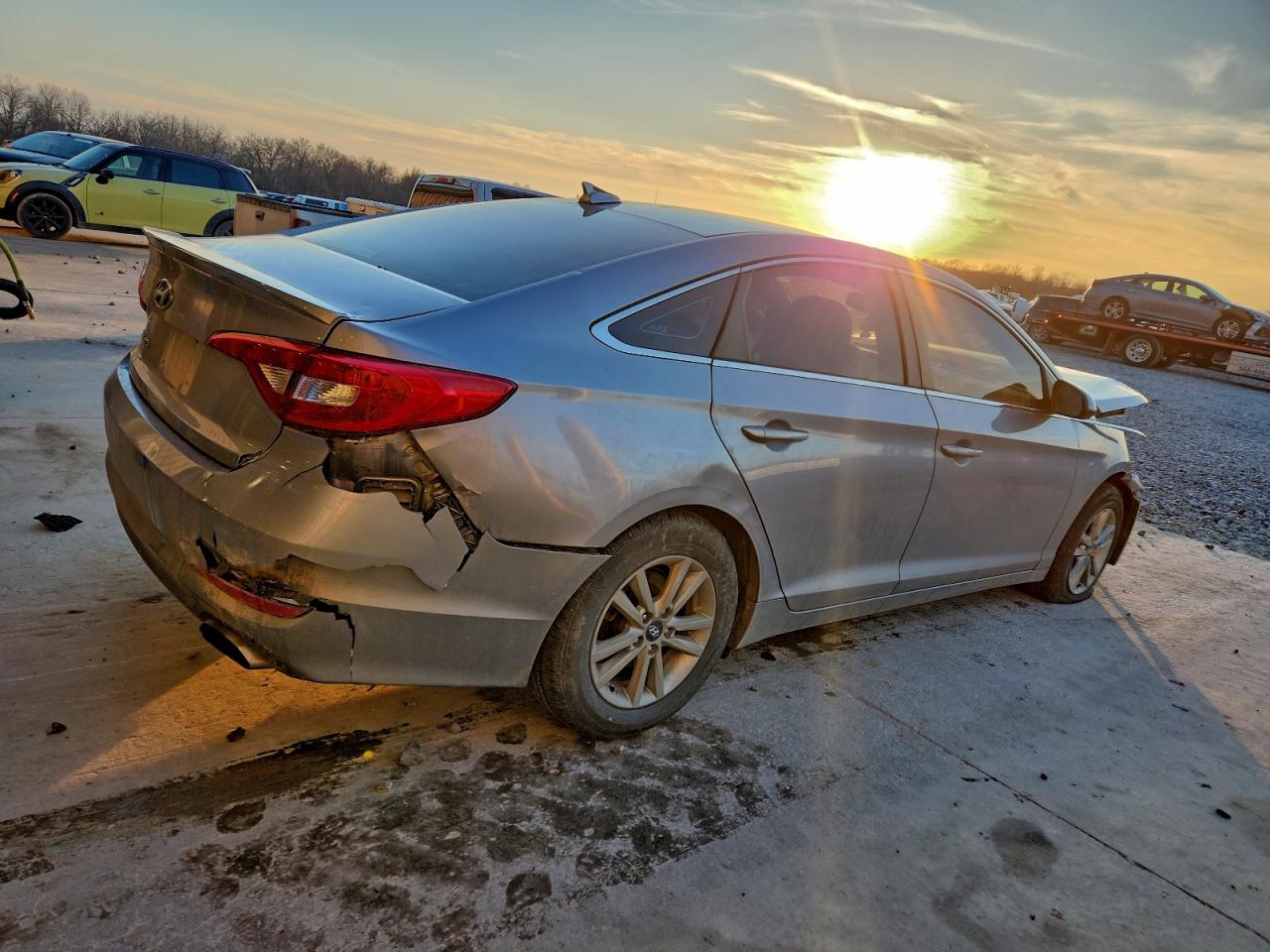 2016 HYUNDAI SONATA SE photo 3