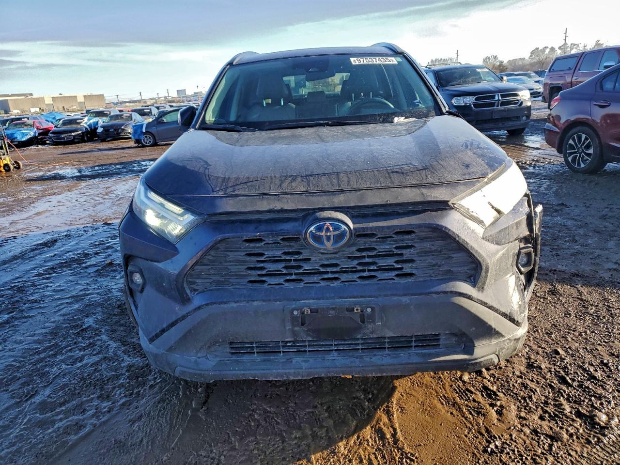 2022 TOYOTA RAV4 XLE PREMIUM photo 5