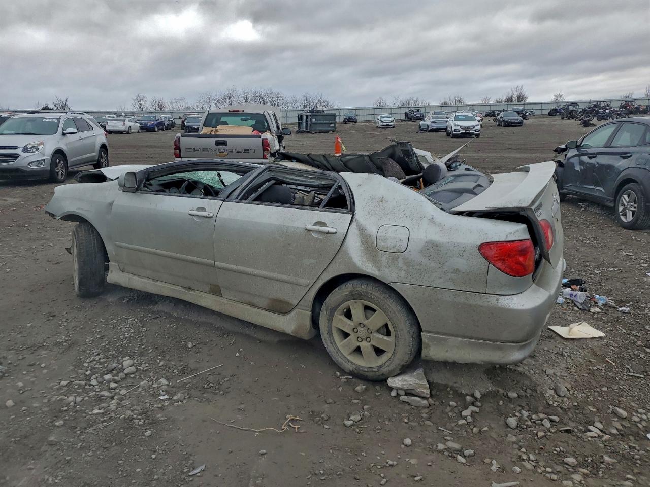 2004 TOYOTA COROLLA CE photo 3