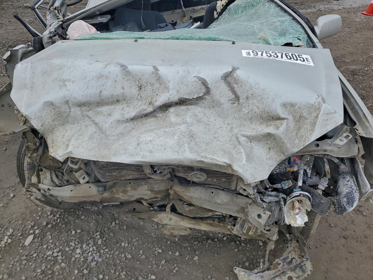 2004 TOYOTA COROLLA CE photo 21