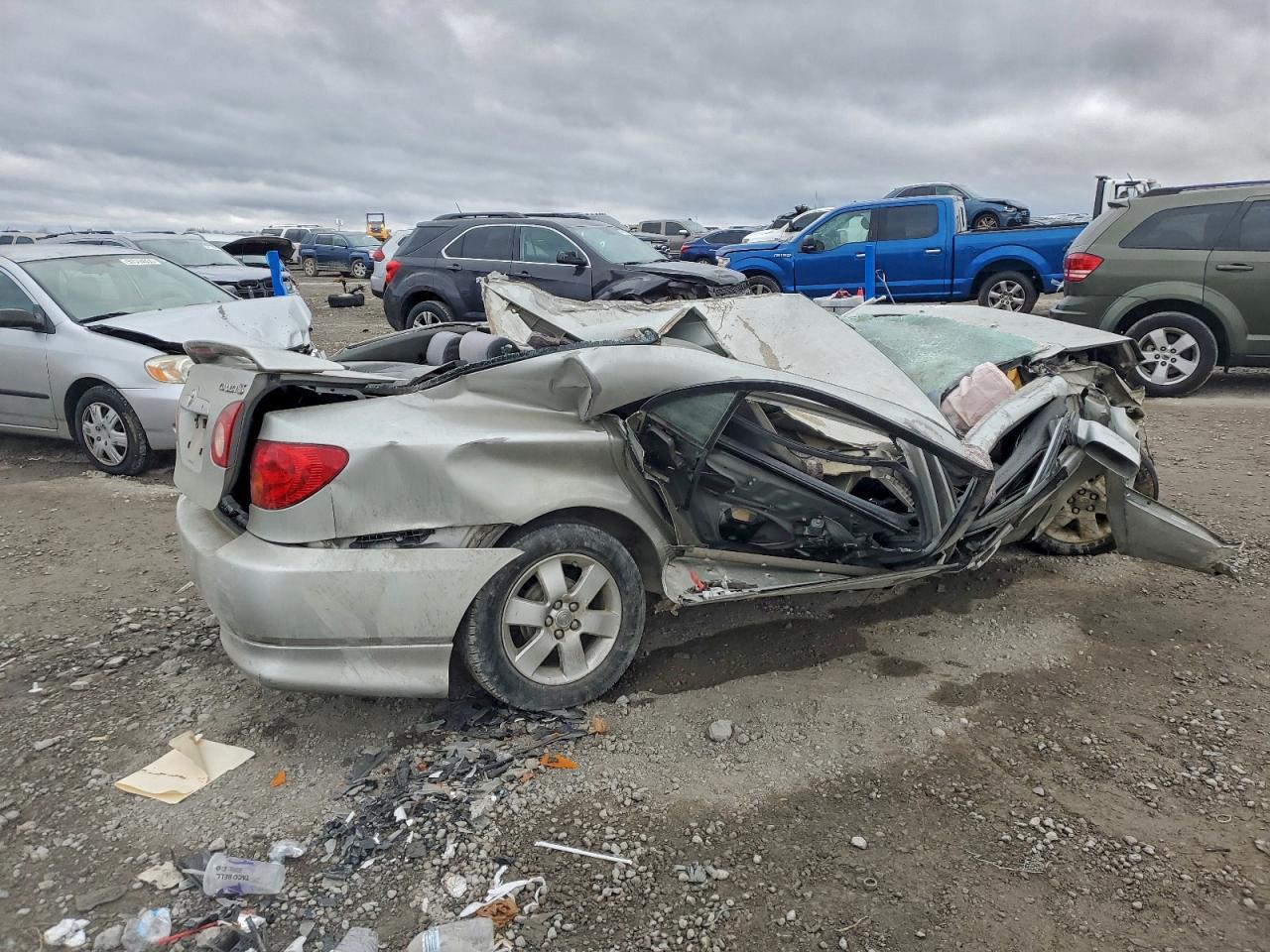 2004 TOYOTA COROLLA CE photo 5