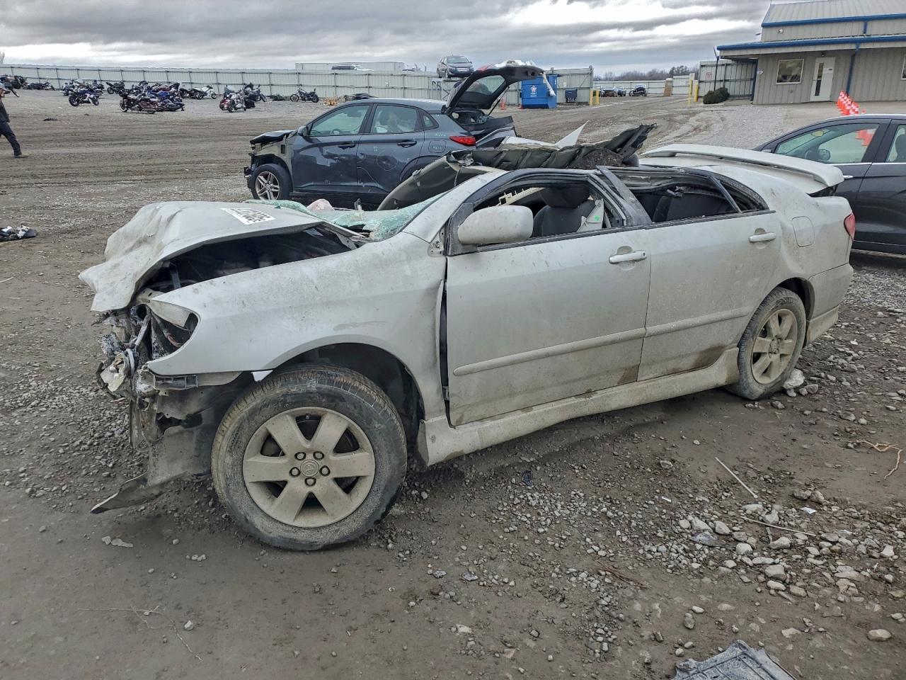 2004 TOYOTA COROLLA