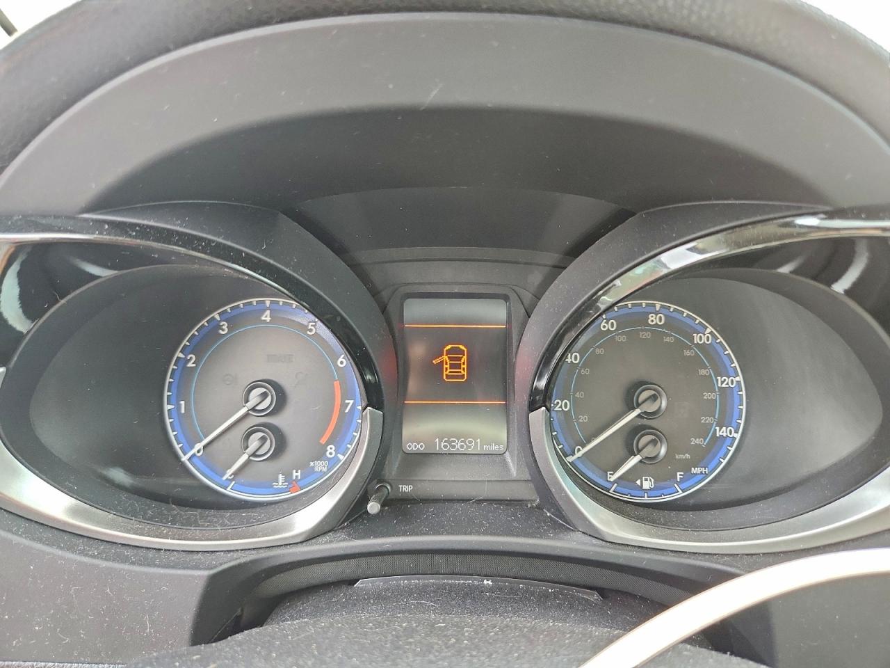 2016 TOYOTA COROLLA L photo 9