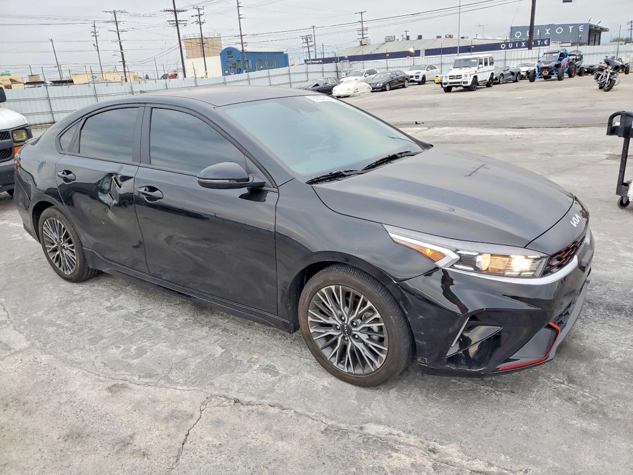 2024 KIA FORTE GT LINE photo 4