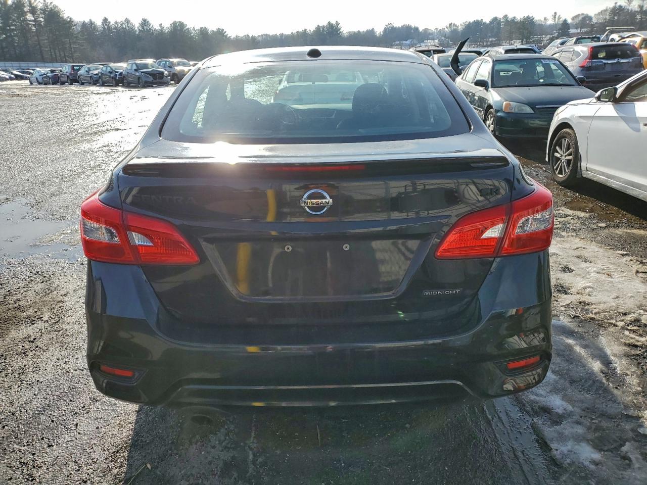 2018 NISSAN SENTRA S photo 6