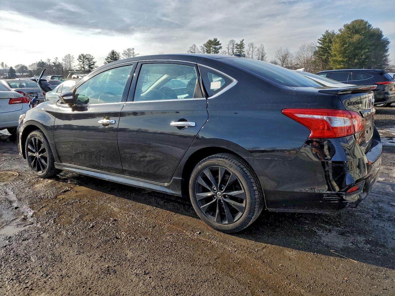 2018 NISSAN SENTRA S photo 2