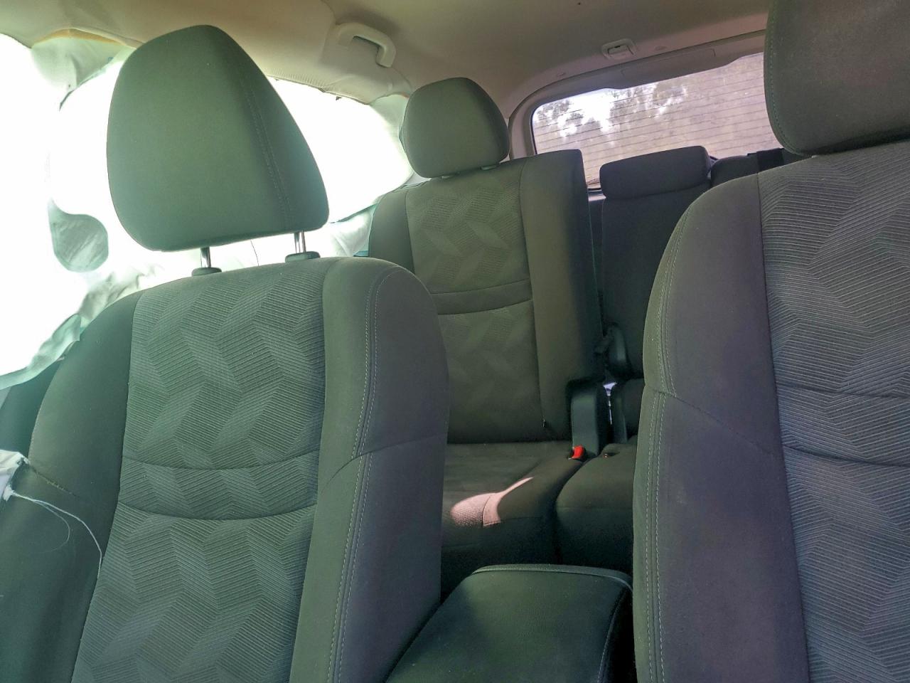 2016 NISSAN ROGUE S photo 28
