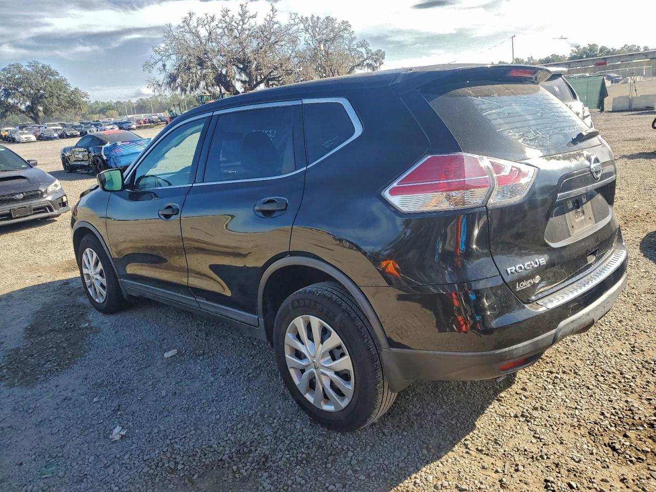 2016 NISSAN ROGUE S photo 4