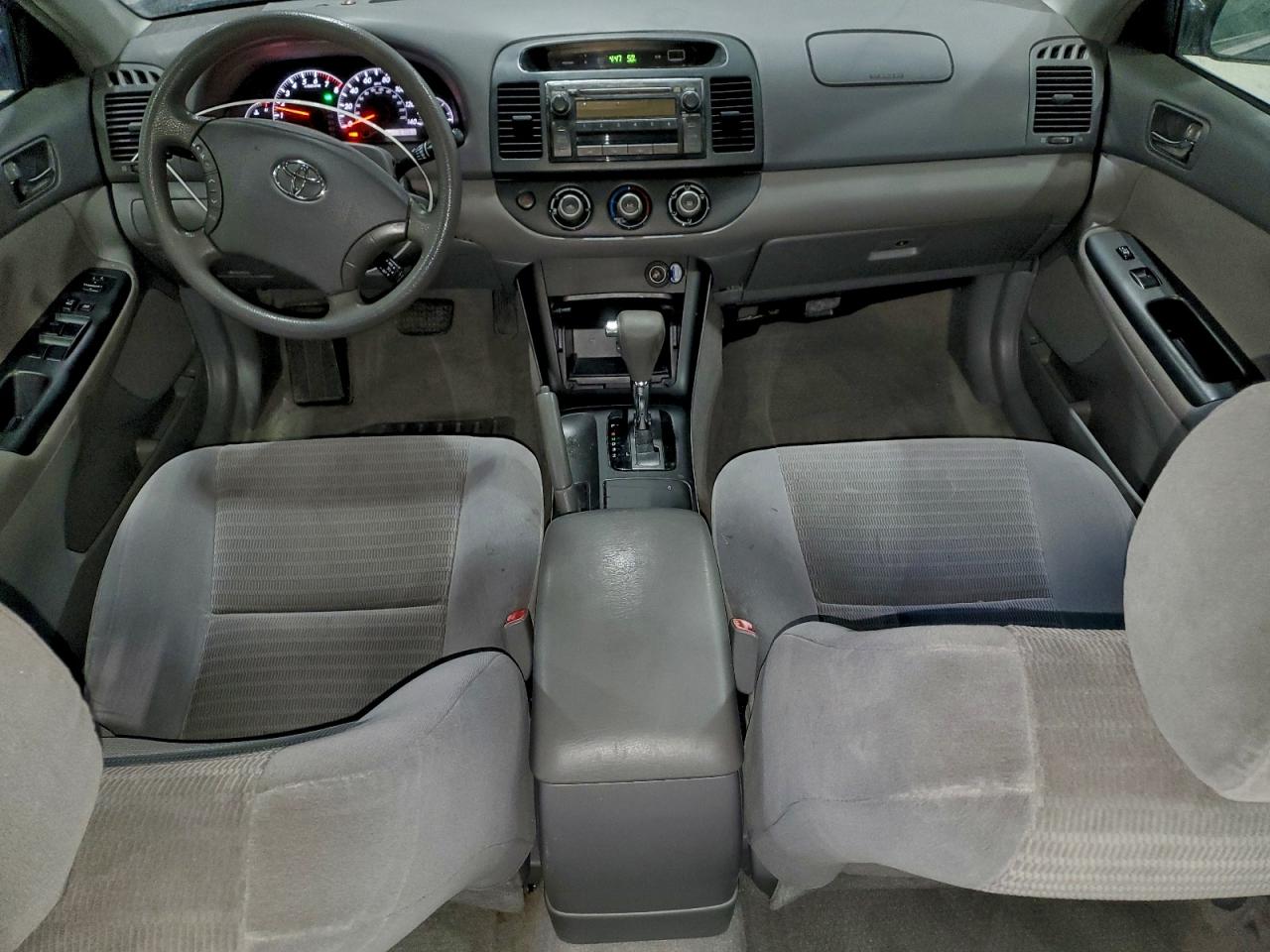 2006 TOYOTA CAMRY LE photo 15