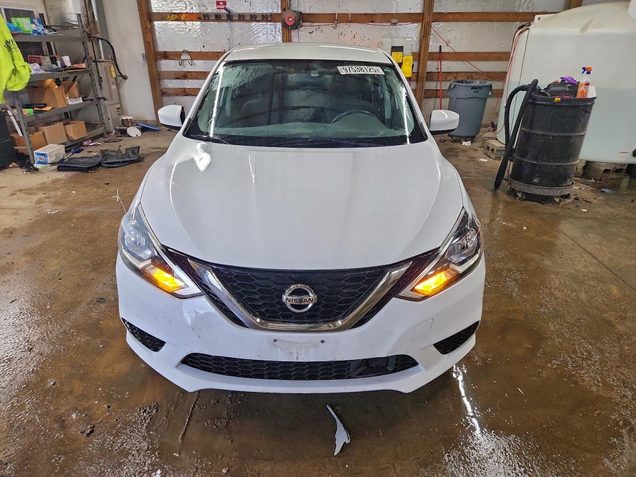 2018 NISSAN SENTRA S photo 5