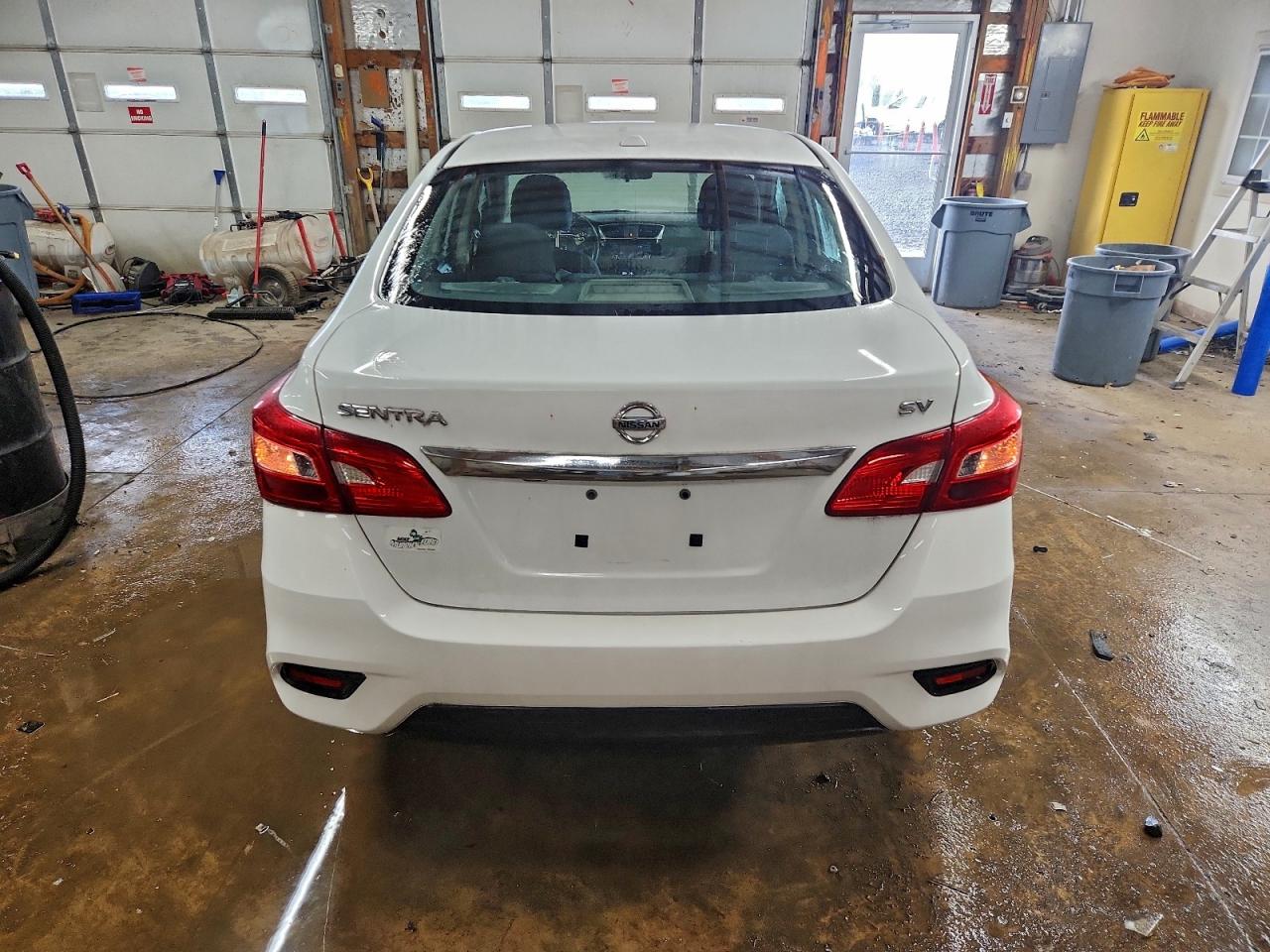 2018 NISSAN SENTRA S photo 6