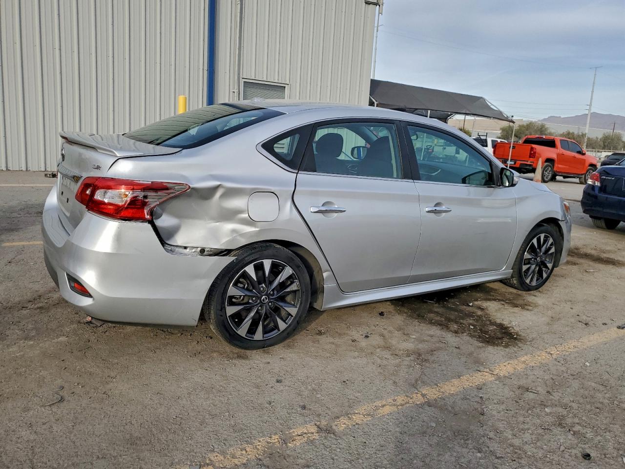2017 NISSAN SENTRA SR photo 5