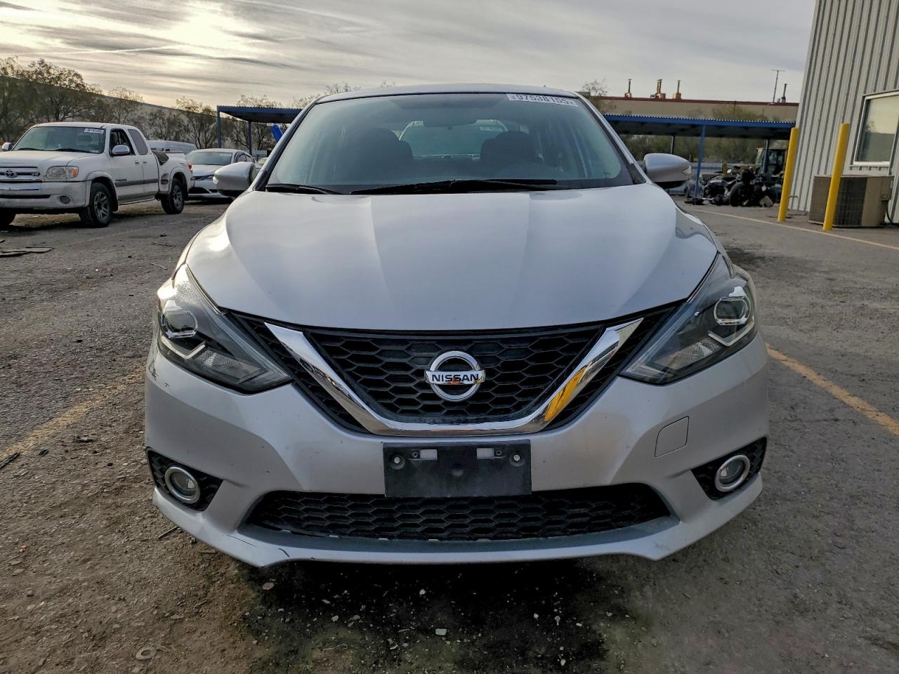 2017 NISSAN SENTRA SR photo 9