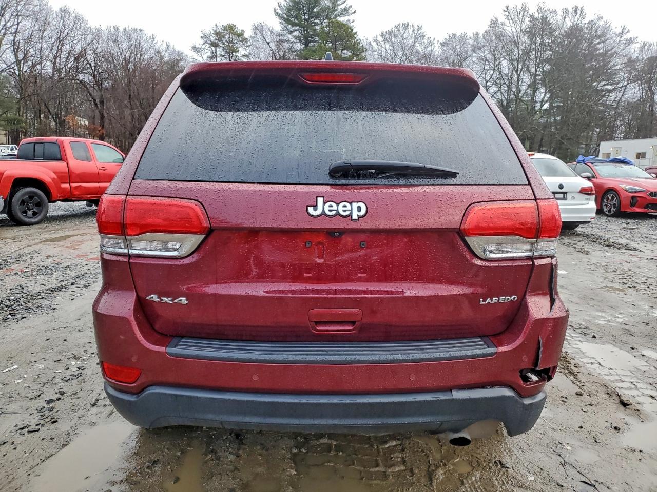 2018 JEEP GRAND CHEROKEE LAREDO photo 6