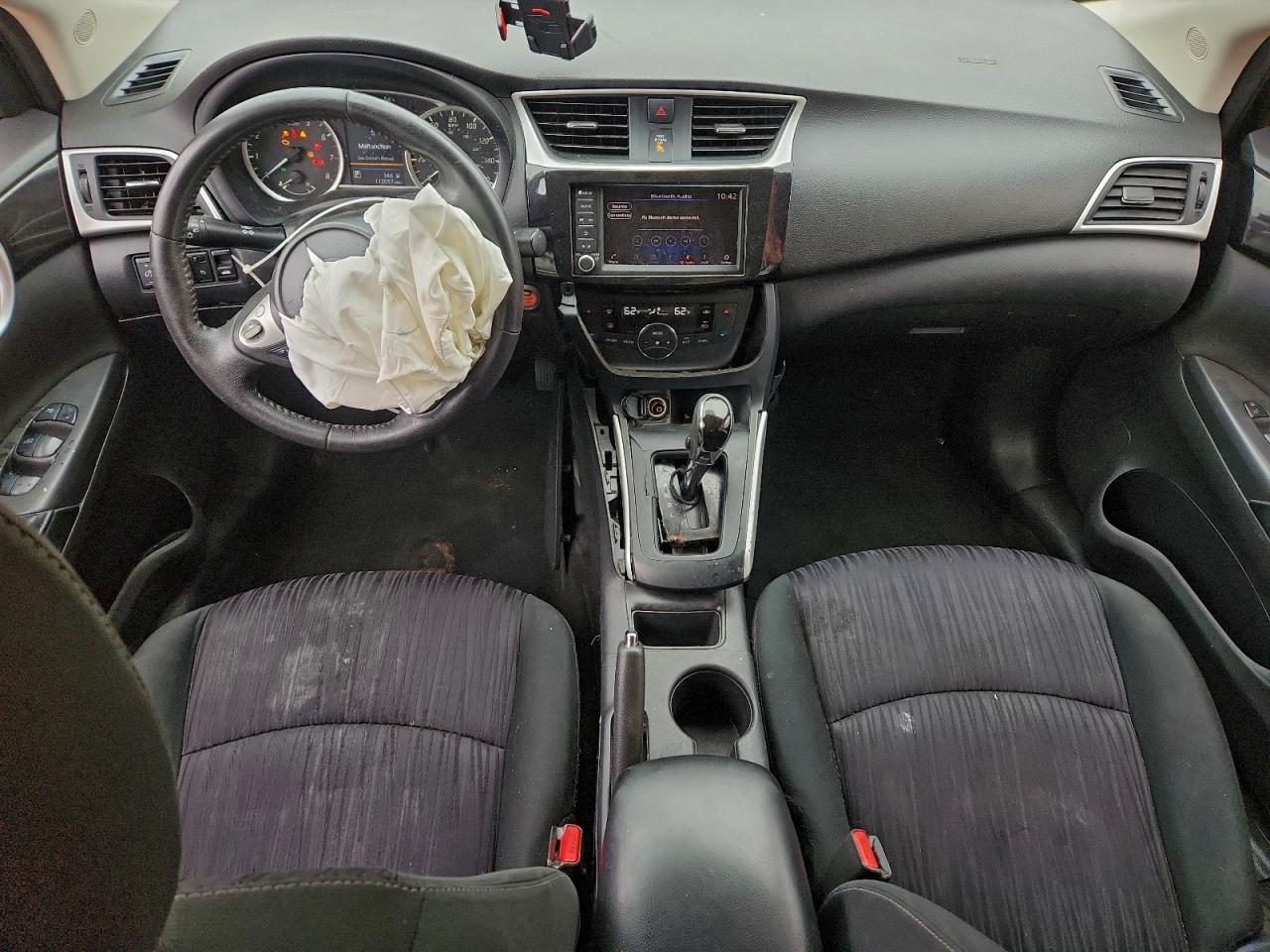 2019 NISSAN SENTRA S photo 8