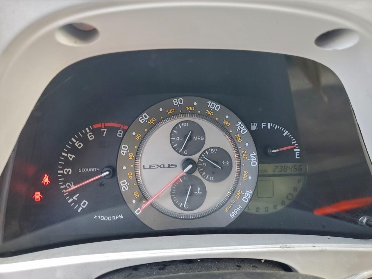 2001 LEXUS IS 300 photo 9