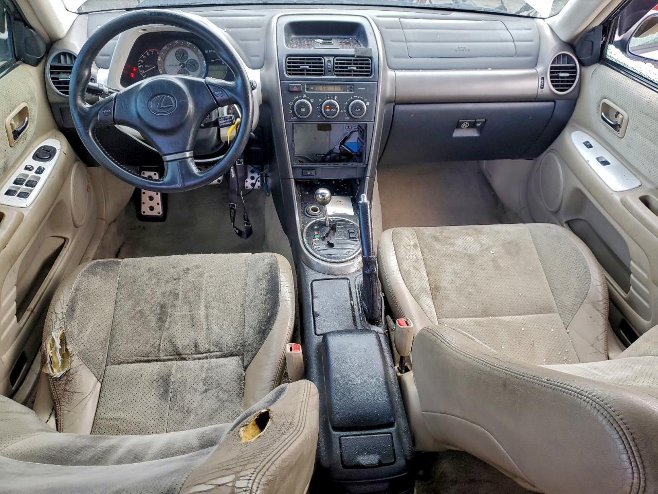 2001 LEXUS IS 300 photo 8
