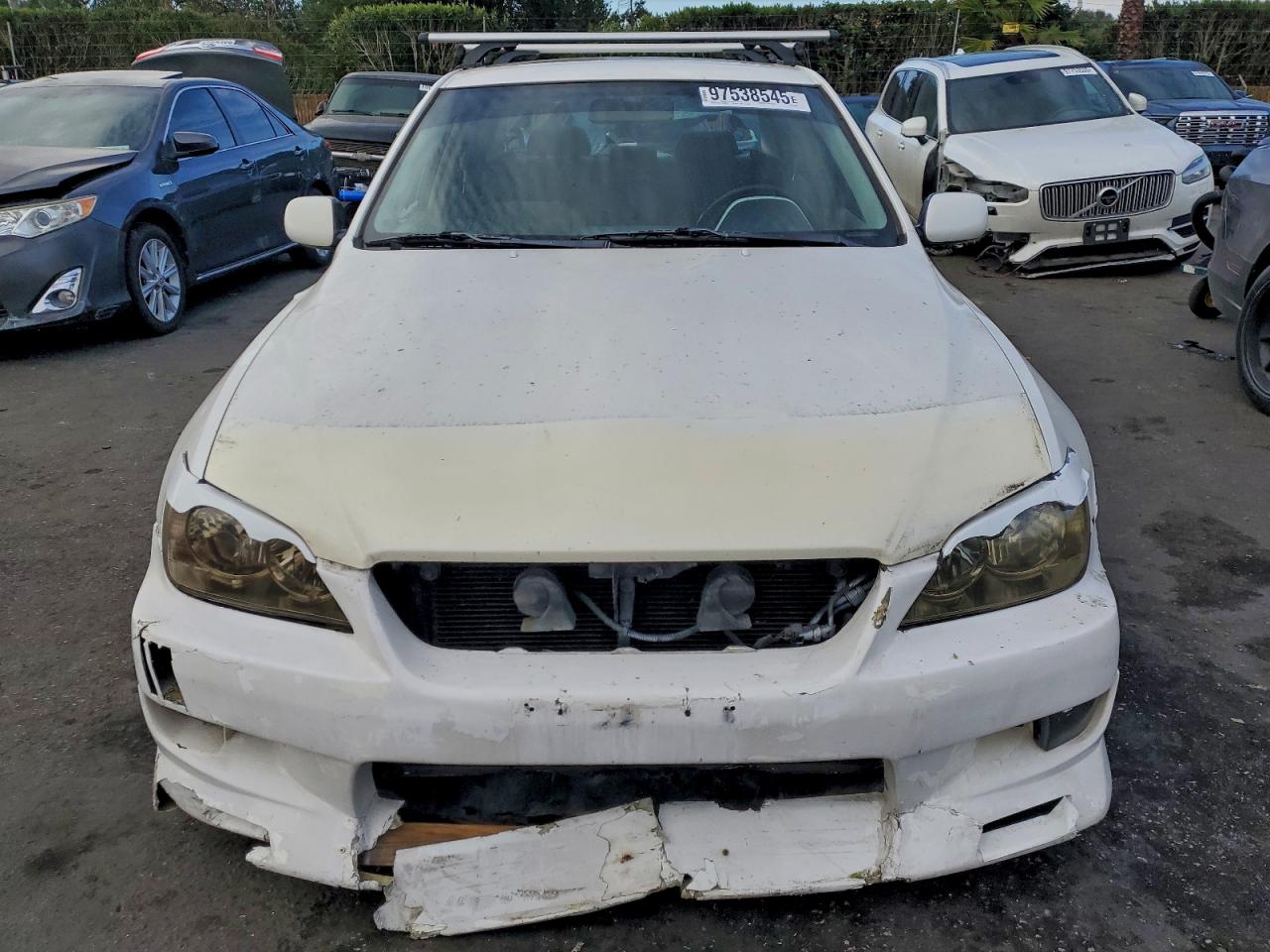 2001 LEXUS IS 300 photo 5
