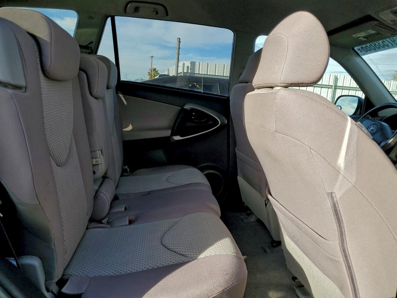 2007 TOYOTA RAV4 photo 11