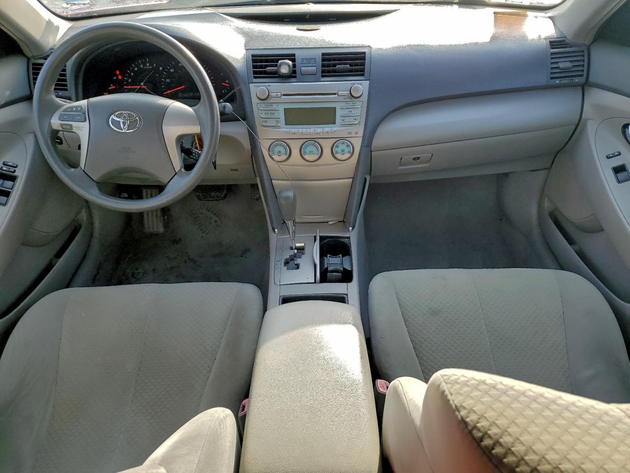 2009 TOYOTA CAMRY BASE photo 8