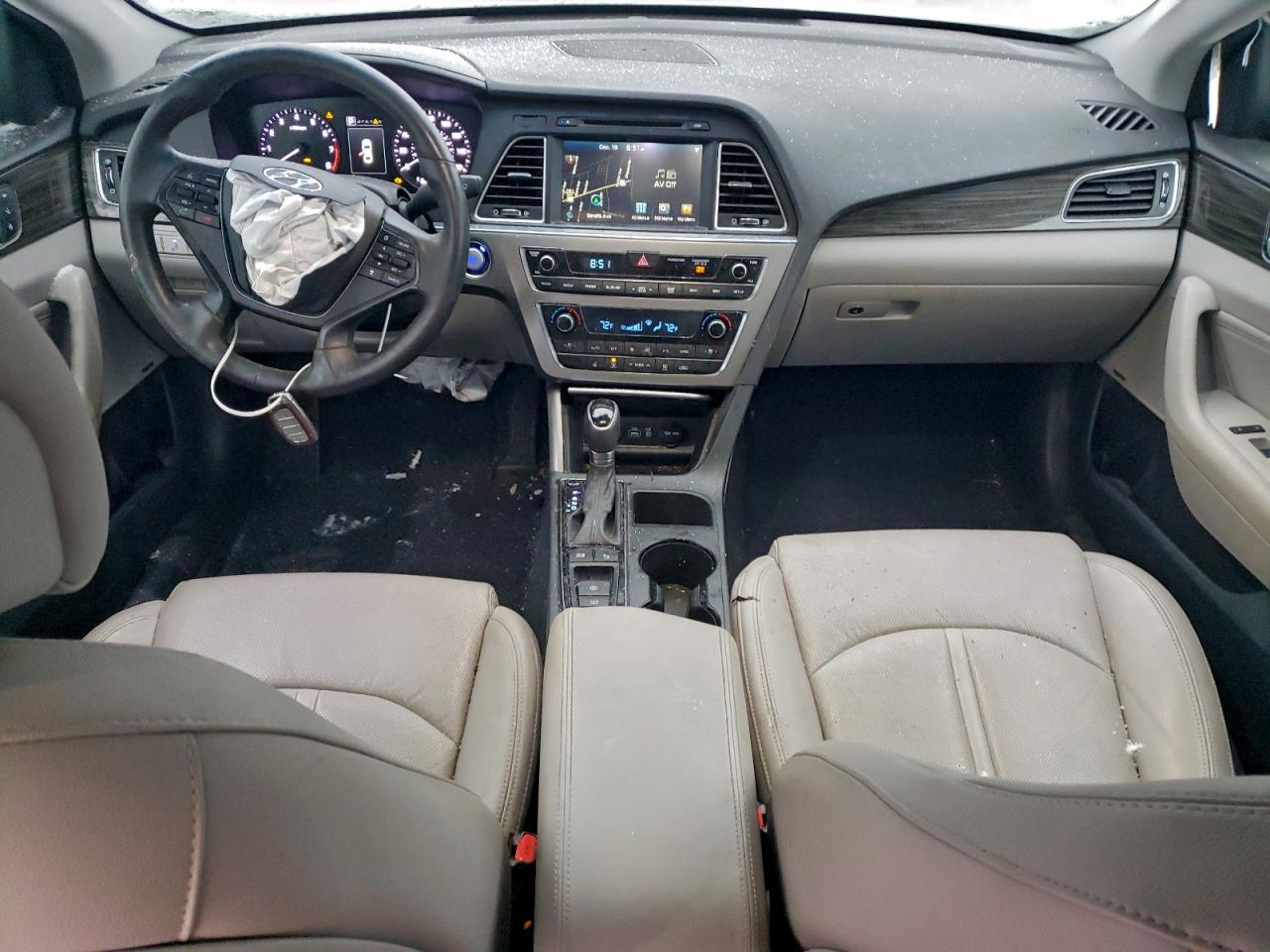 2015 HYUNDAI SONATA SPORT photo 8