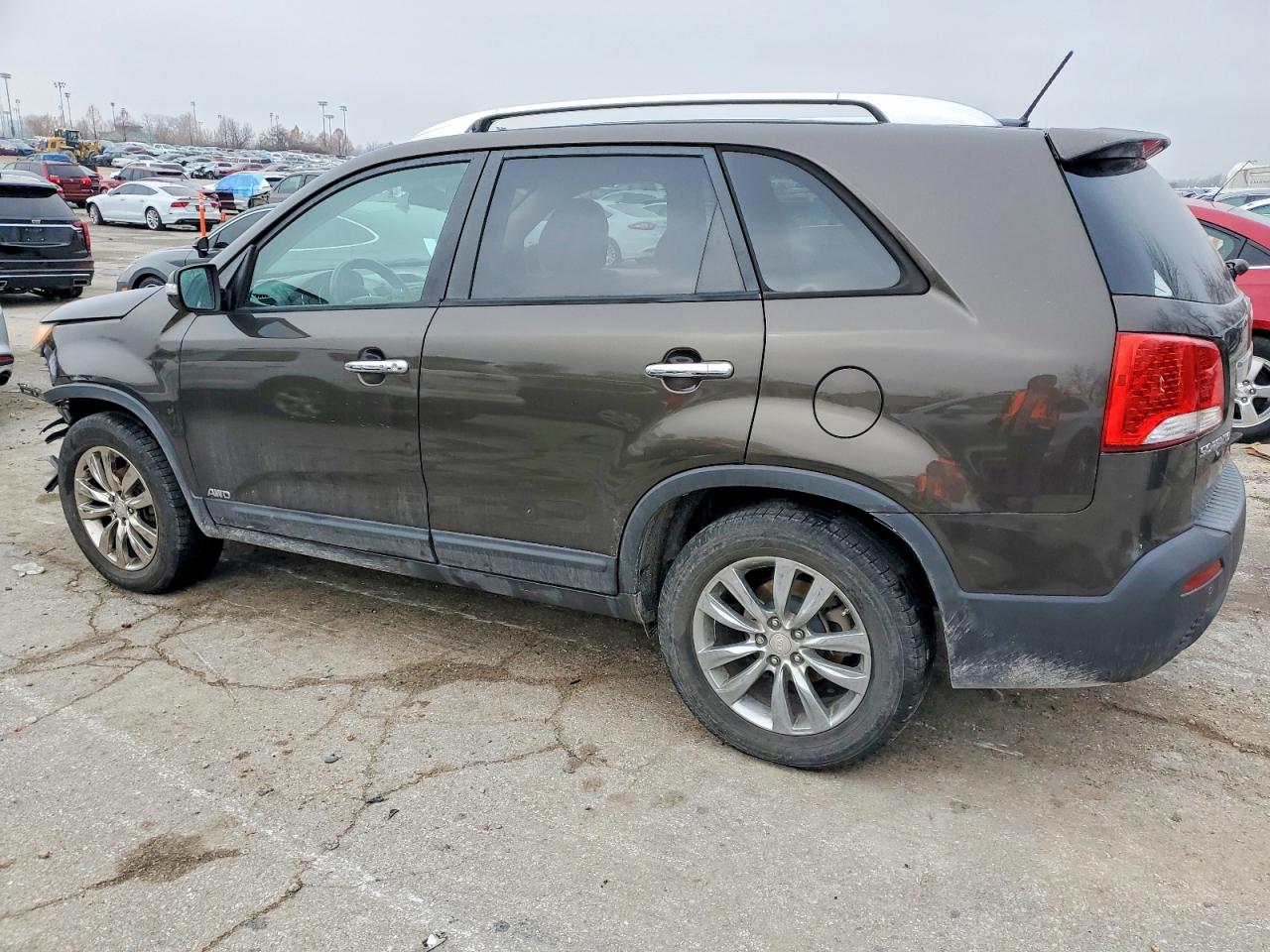 2011 KIA SORENTO EX photo 2