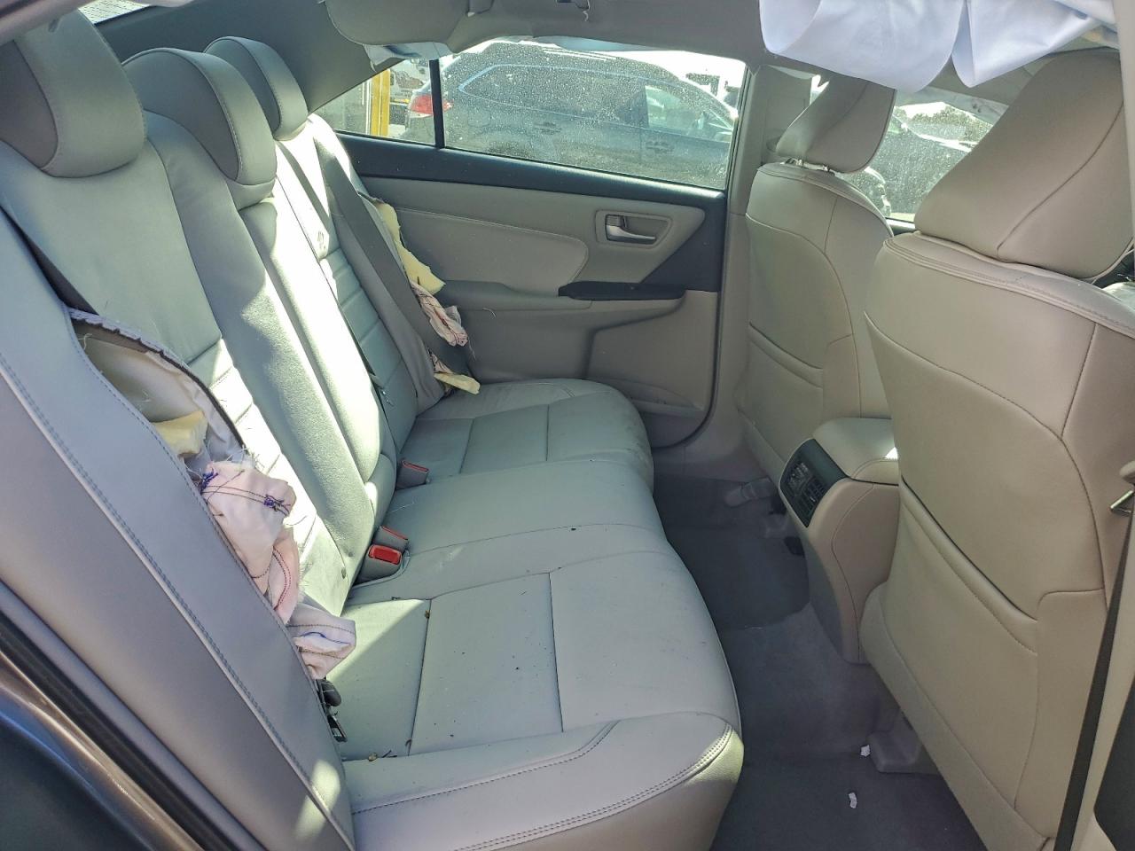2017 TOYOTA CAMRY LE photo 10