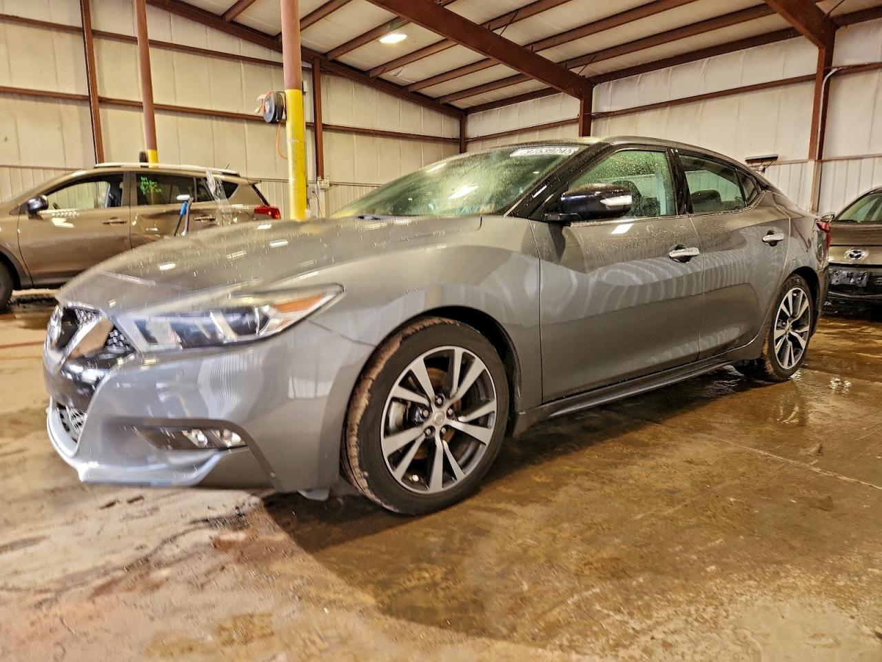 2017 NISSAN MAXIMA