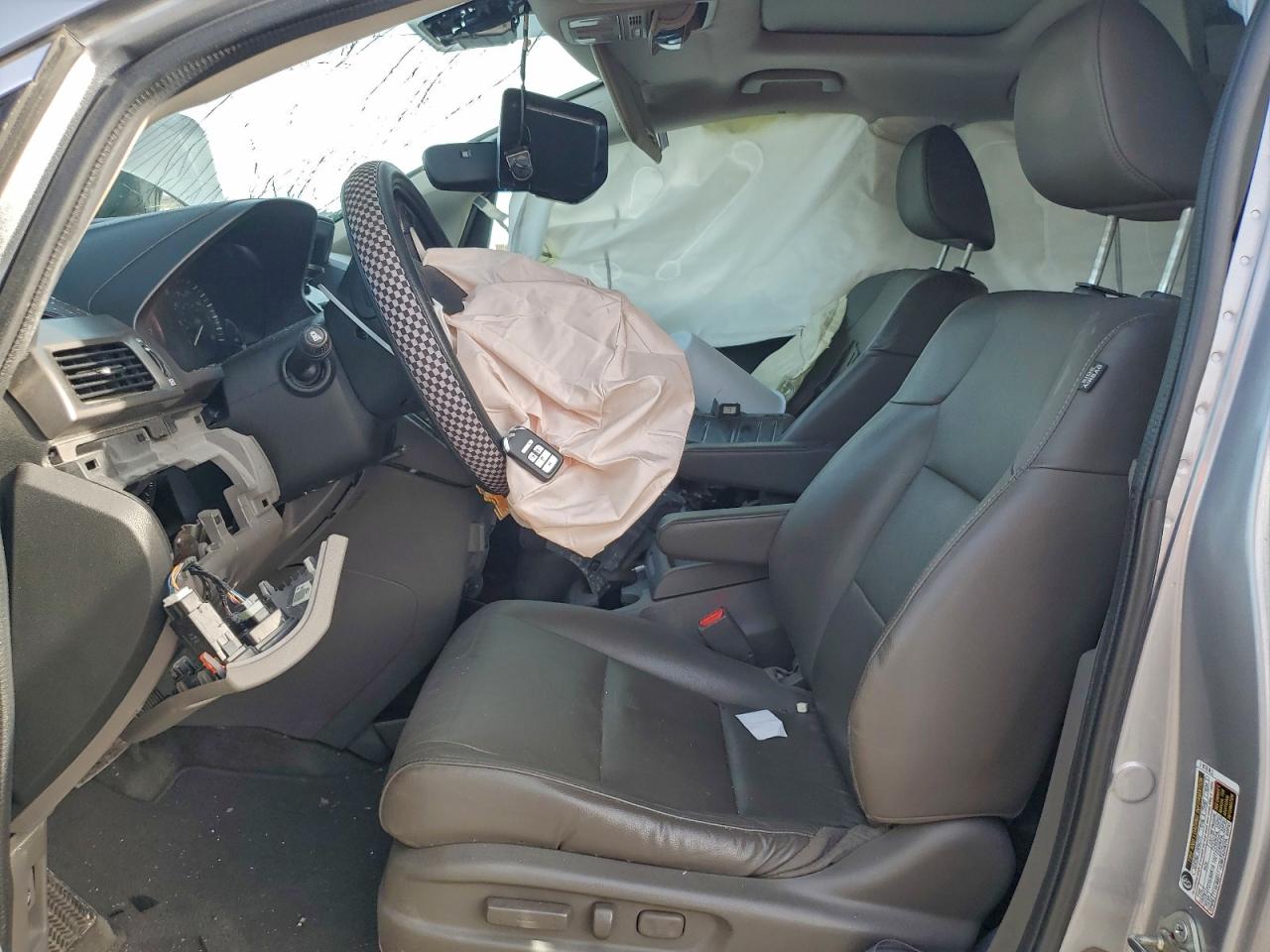 2016 HONDA ODYSSEY TOURING photo 13