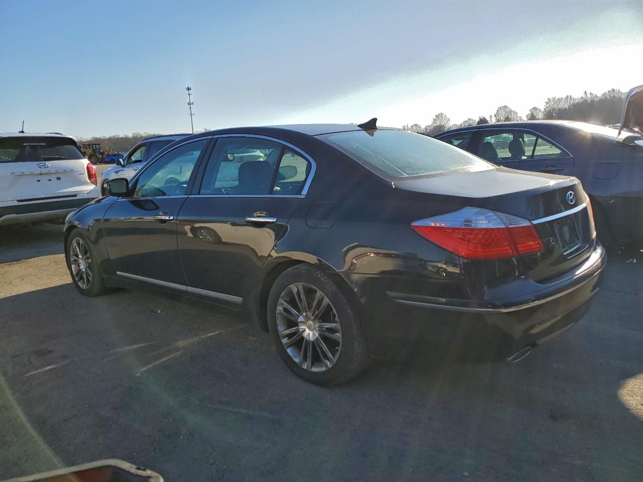 2011 HYUNDAI GENESIS 4.6L photo 4