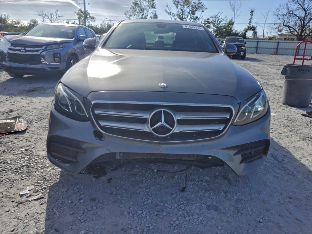 2017 MERCEDES-BENZ E 300 4MATIC photo 5
