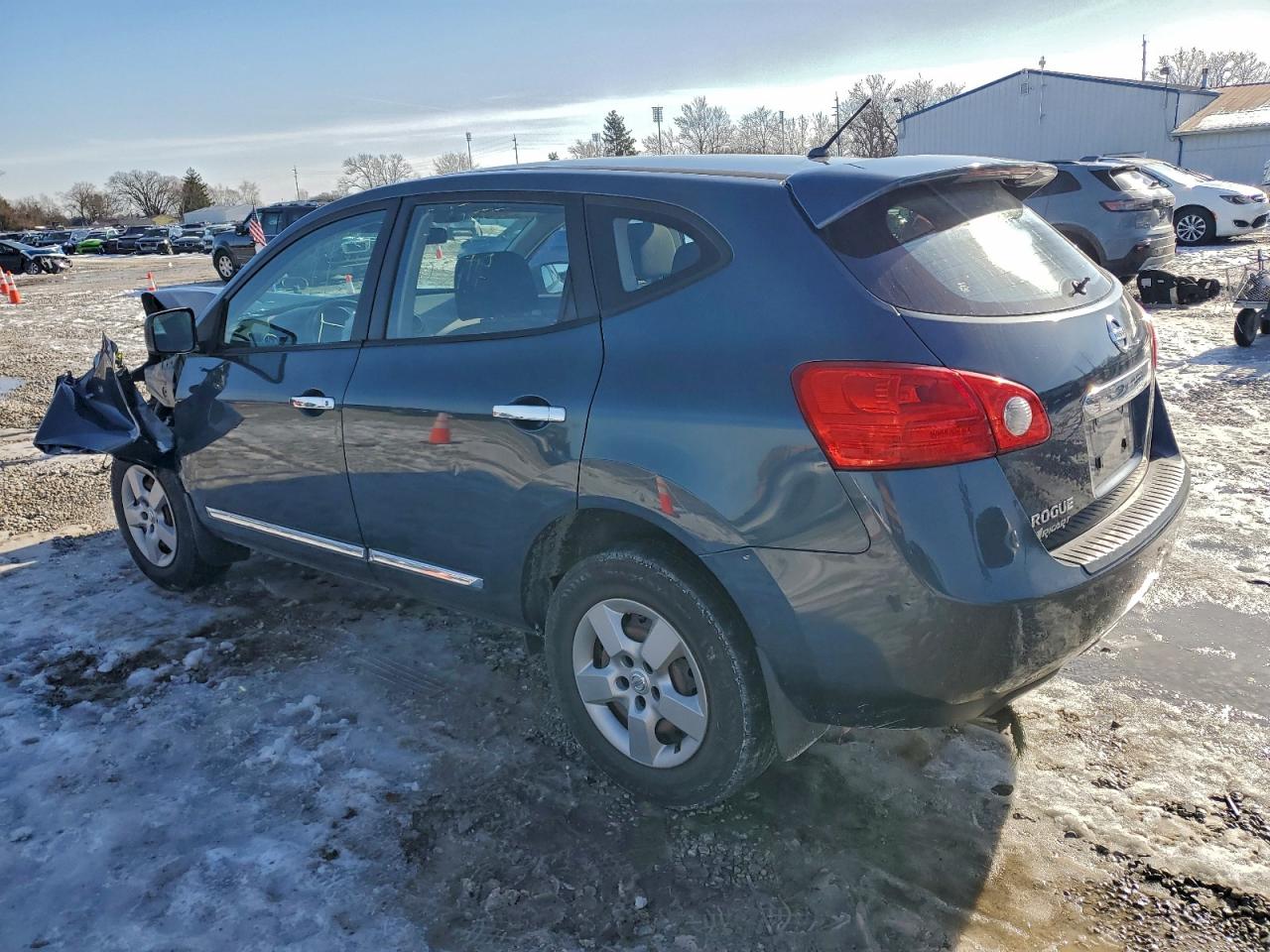 2013 NISSAN ROGUE S photo 2
