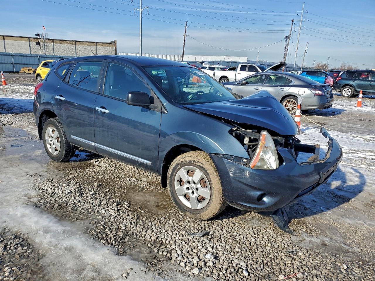 2013 NISSAN ROGUE S photo 4