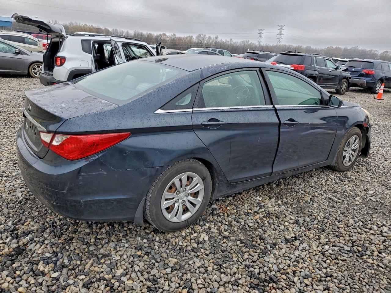 2012 HYUNDAI SONATA GLS photo 3
