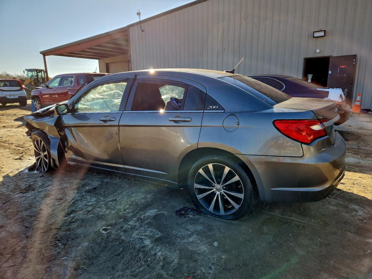 2013 CHRYSLER 200 LIMITED photo 2