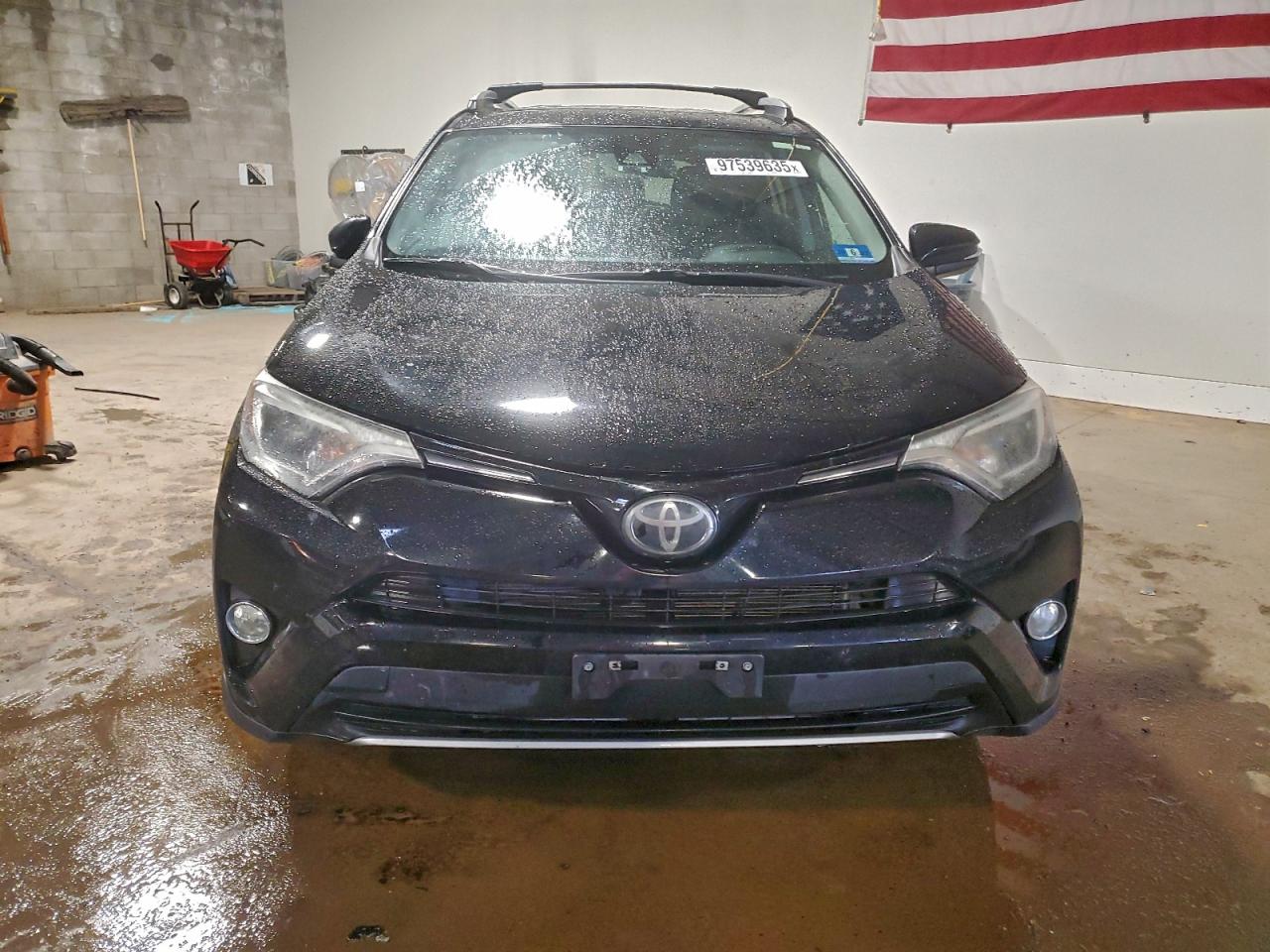 2018 TOYOTA RAV4 ADVENTURE photo 5