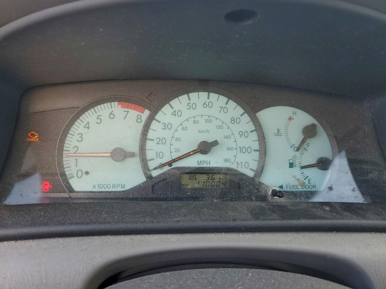 2004 TOYOTA COROLLA CE photo 9