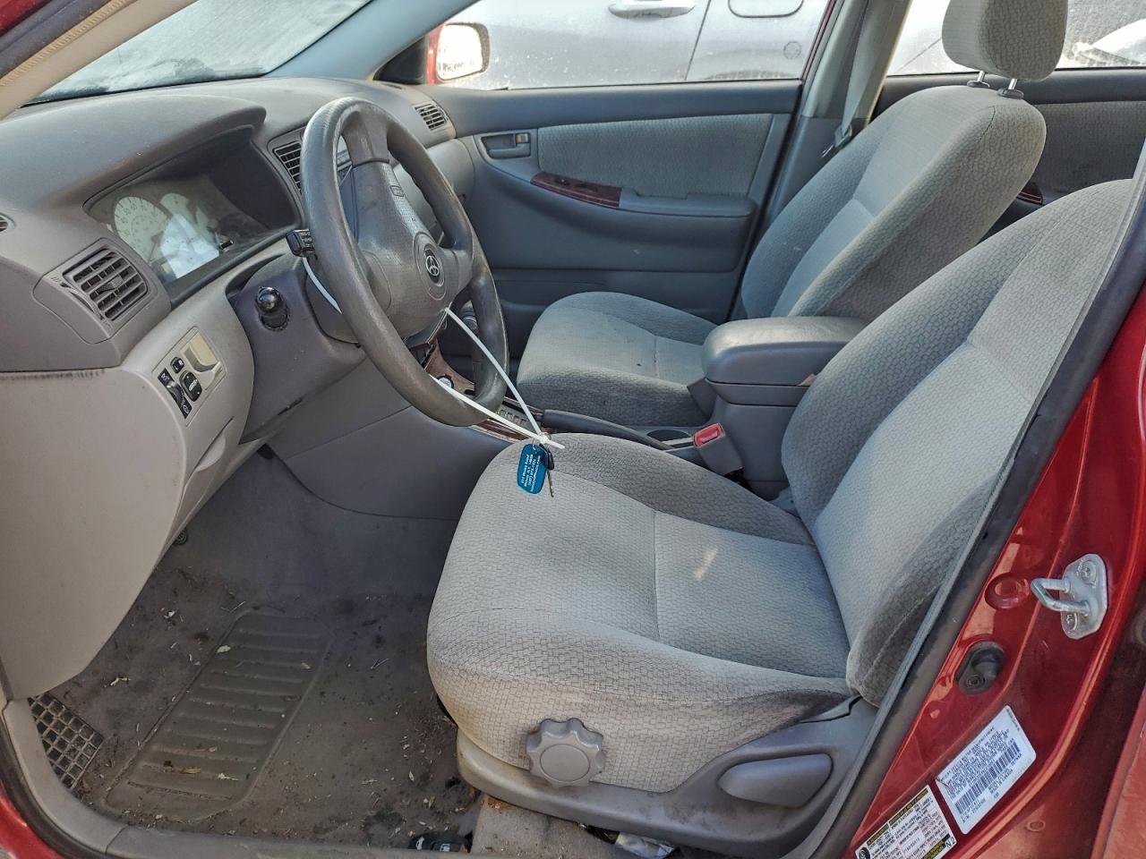 2004 TOYOTA COROLLA CE photo 7