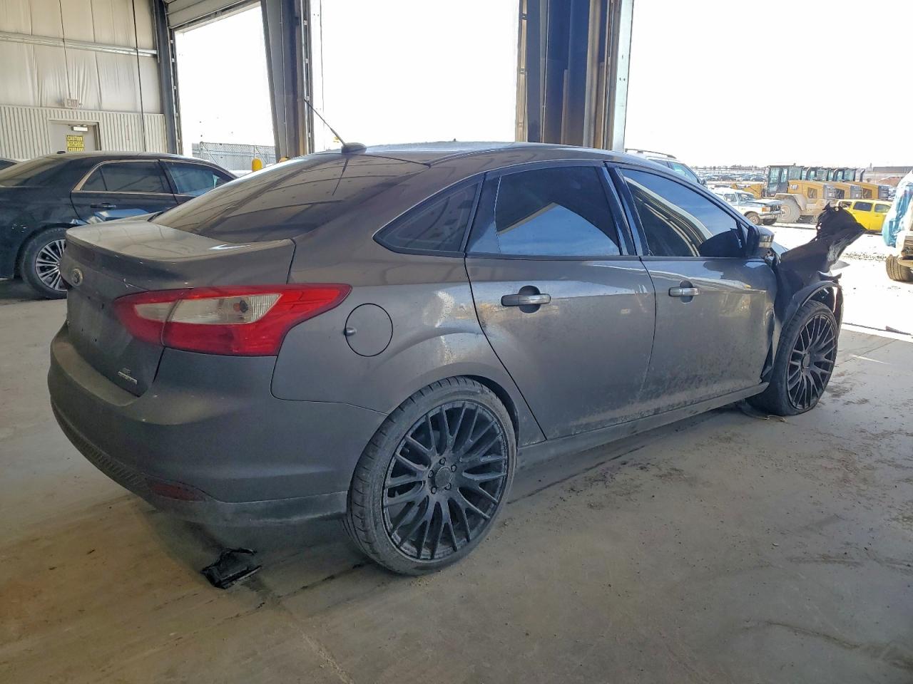 2014 FORD FOCUS SE photo 3