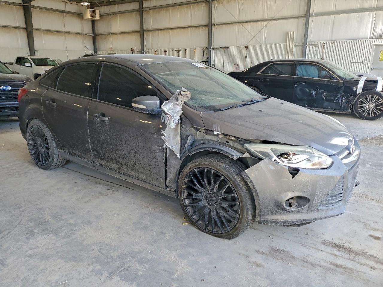 2014 FORD FOCUS SE photo 4