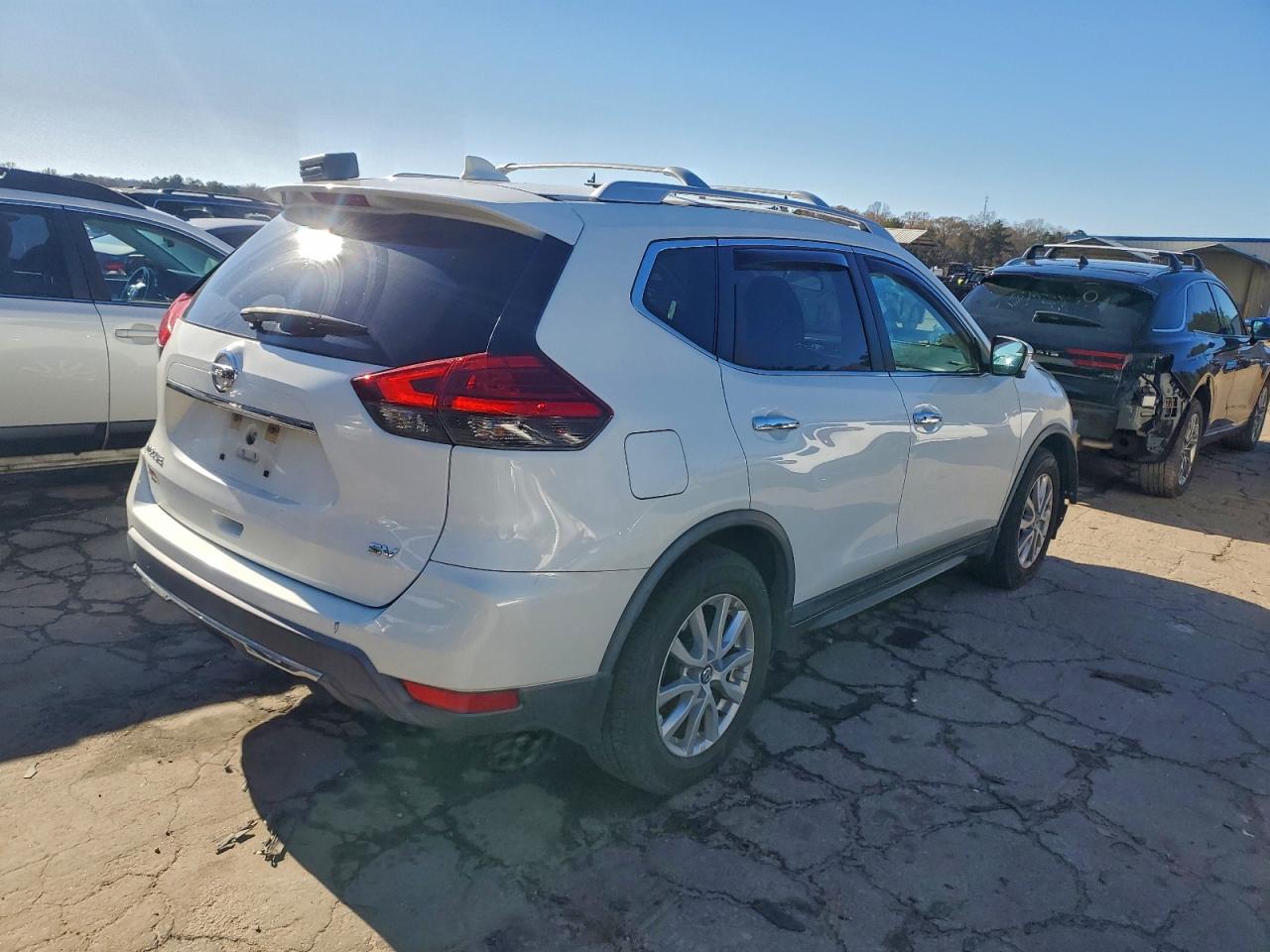 2017 NISSAN ROGUE S photo 5