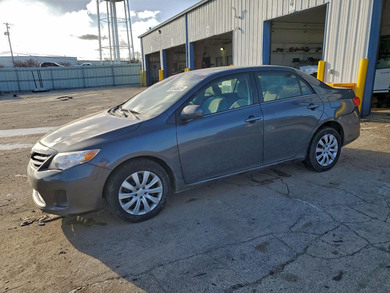 2013 TOYOTA COROLLA