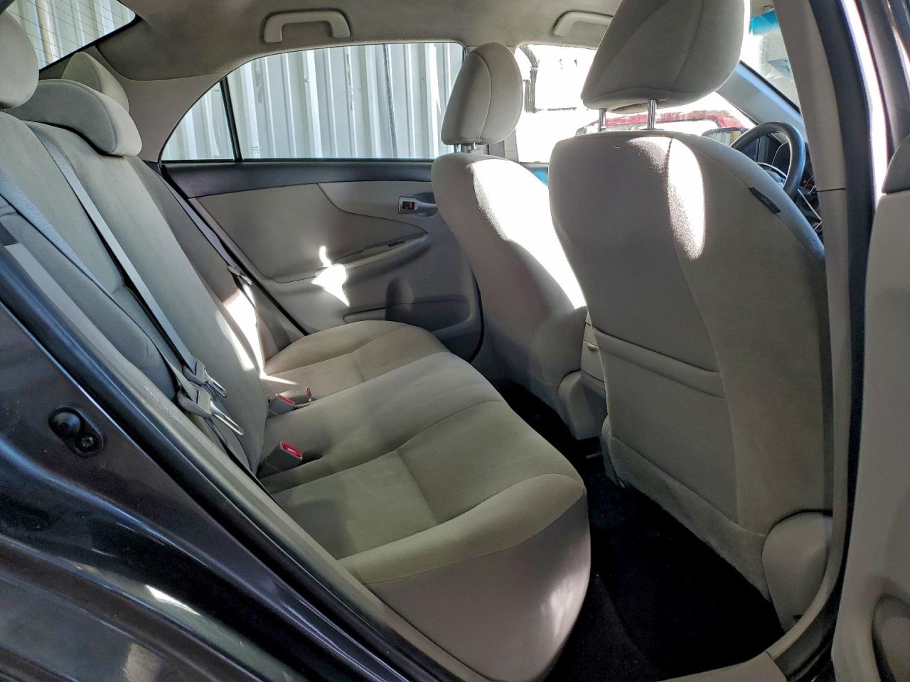 2013 TOYOTA COROLLA BASE photo 10